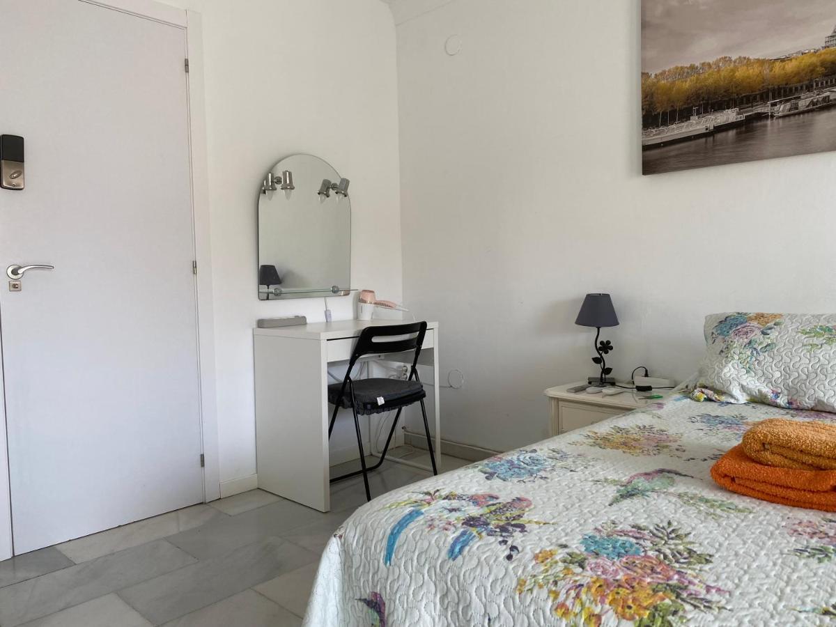 Malaga Centro Habitaciones Privada En Apartamento Compartidos Buitenkant foto
