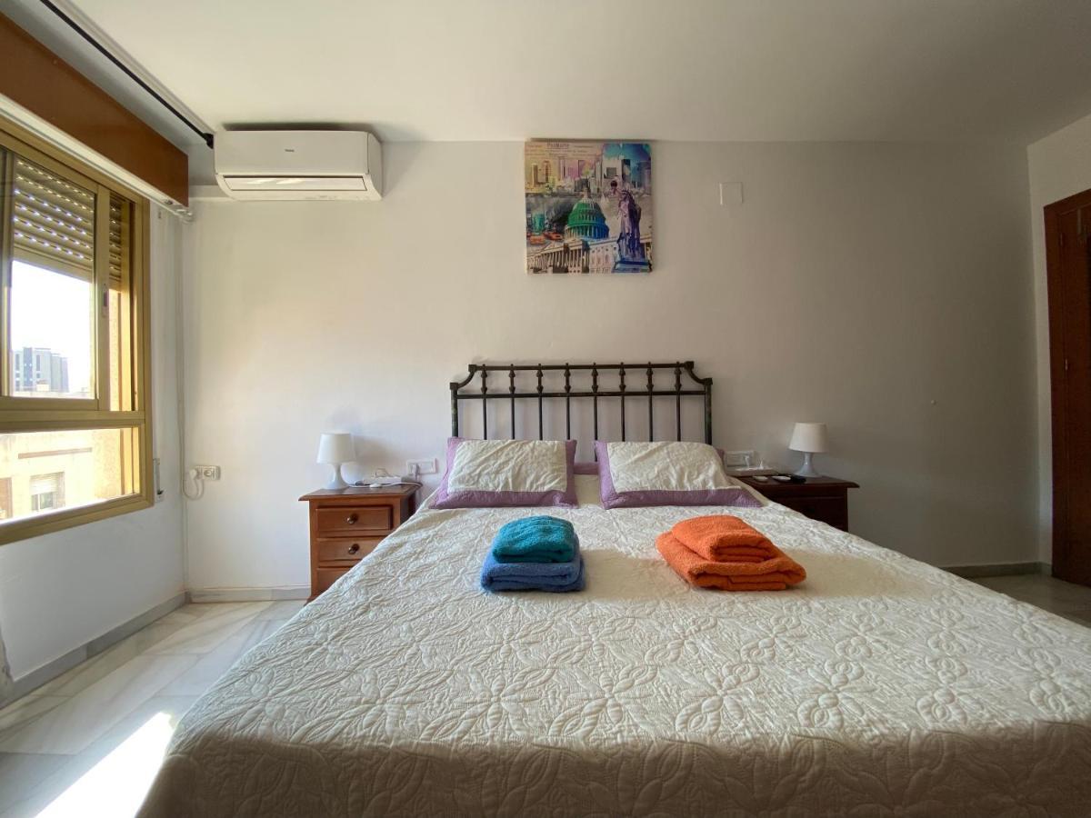 Malaga Centro Habitaciones Privada En Apartamento Compartidos Buitenkant foto